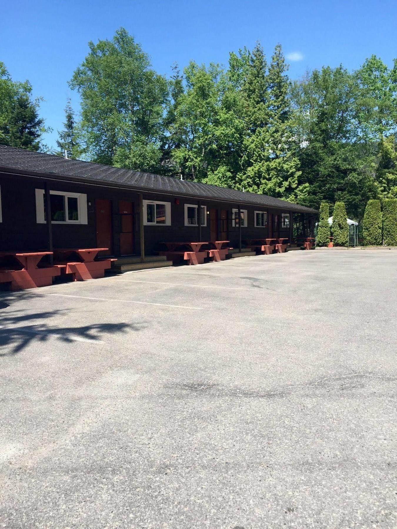Copper River Motel Terrace Exterior foto